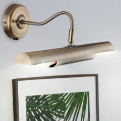 Lámpara Para Cuadros De Pared De Latón Lámpara Para Cuadros De Latón Antiguo Espejo De Metal Ligero, Foco Móvil Con Interruptor, 36,5 Cm, Juego De 2 9 Lámpara Para Cuadros De Pared De Latón Lámpara Para Cuadros De Latón Antiguo Espejo De Metal Ligero, Foco Móvil Con Interruptor, 36,5 Cm, Juego De 2 -Trio Ventas 29386952 3