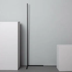 Lámpara De Pie LED RGBWW Luxy 20W Negro