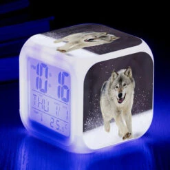 ZOLGINAH LED Lobo Despertador Para Niños, Despertador De Cabecera, Cuadrado, Pantalla LCD Iluminada, Diseño De Lobo (9)
