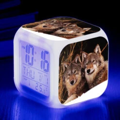 ZOLGINAH LED Lobo Despertador Para Niños, Despertador De Cabecera, Cuadrado, Pantalla LCD Iluminada, Diseño De Lobo (14)