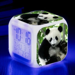 ZOLGINAH Panda LED Despertador, Despertador De Noche Para Niños, Cuadrado, Pantalla LCD Iluminada, Diseño De Panda (13)
