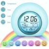 Reloj Despertador Digital Para Niños Reloj Despertador Infantil De 7 Colores Con Calendario Y Termómetro, Reloj Despertador Redondo Creativo Con Luz Nocturna LED Para Niños Bebé (Color) -Trio Ventas 98023681 1