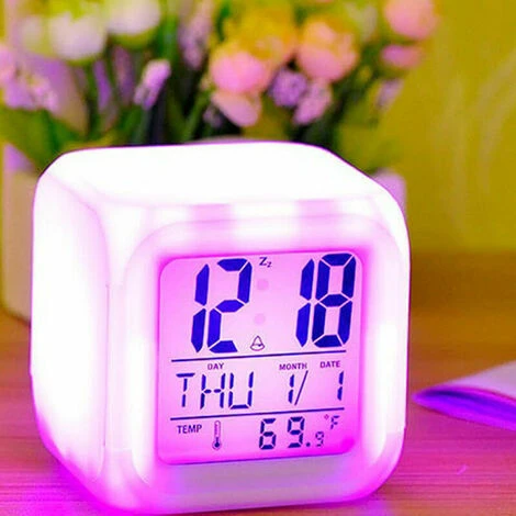 Despertador Digital LED Multifunción Con 7 Colores Que Cambian, Cubo Que Brilla En La Oscuridad, Pantalla, Hora, Fecha, Semana, Temperatura 4 Despertador Digital LED Multifunción Con 7 Colores Que Cambian, Cubo Que Brilla En La Oscuridad, Pantalla, Hora, Fecha, Semana, Temperatura - Imagen 2